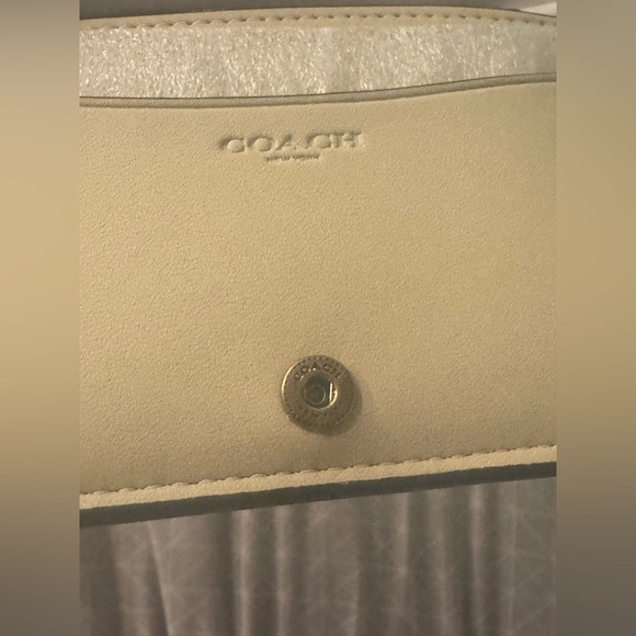 New Coach Essential Slim Card Case - Picture 4 of 6